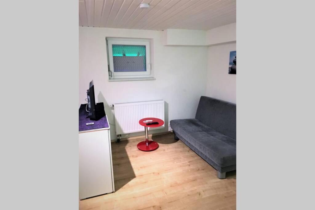 Gehobene Studentenwohnung * Allensbach
